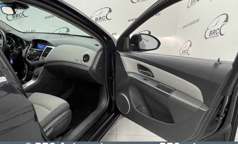 Chevrolet Cruze 2.0D LT 2010 full