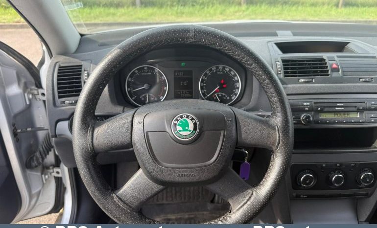 Skoda Octavia 1.2 TSI 2011 full