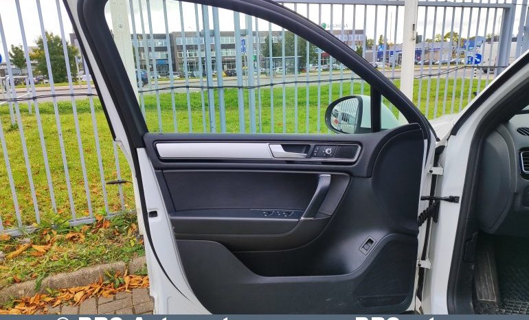 Volkswagen Touareg 3.0 V6 TDI 4MOTION Automatas 2015 full