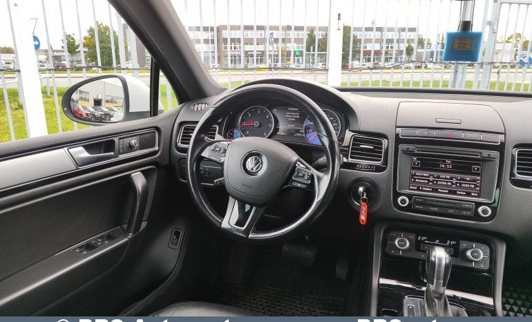 Volkswagen Touareg 3.0 V6 TDI 4MOTION Automatas 2015 full