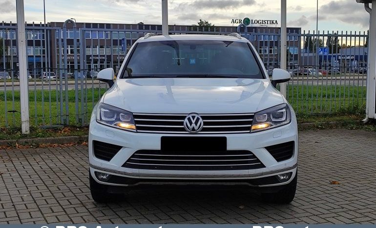 Volkswagen Touareg 3.0 V6 TDI 4MOTION Automatas 2015 full