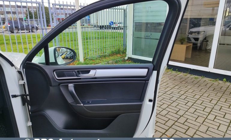 Volkswagen Touareg 3.0 V6 TDI 4MOTION Automatas 2015 full