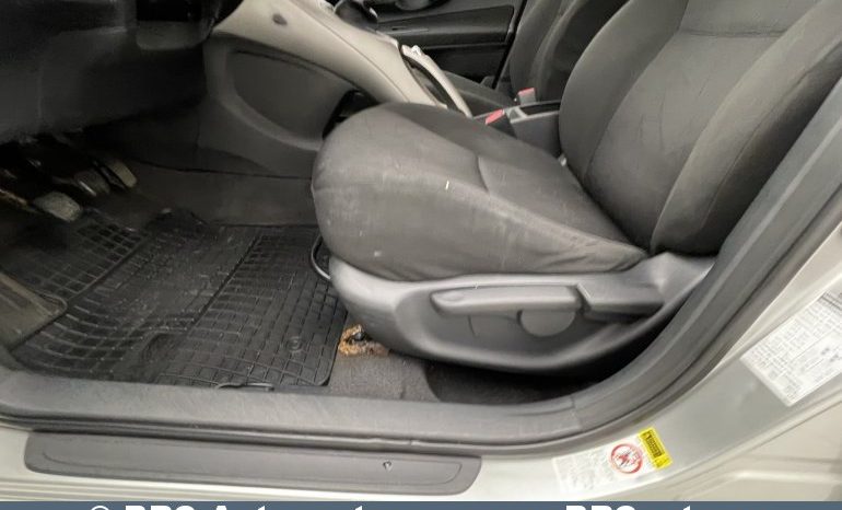 Toyota Auris 1.4 D-4D Terra 2008 full