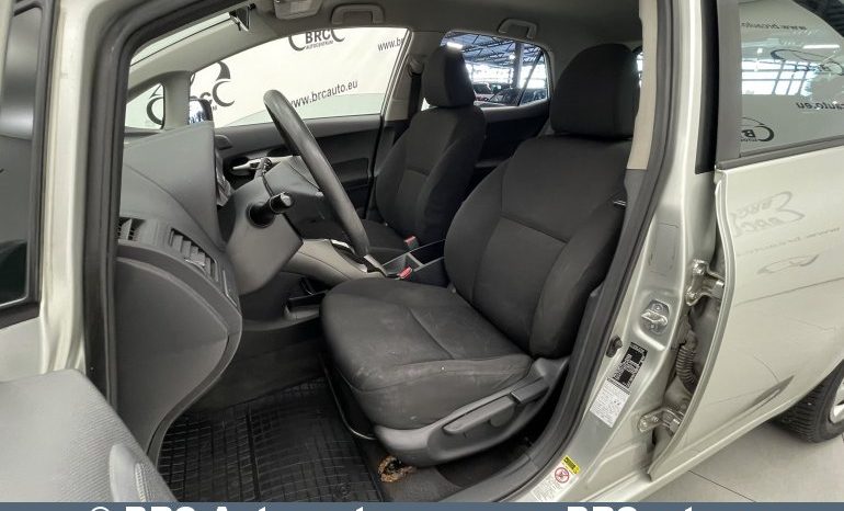 Toyota Auris 1.4 D-4D Terra 2008 full