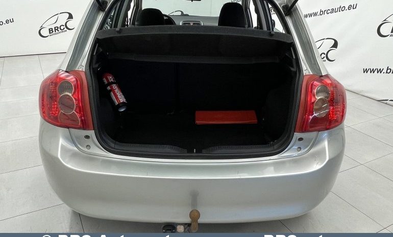 Toyota Auris 1.4 D-4D Terra 2008 full