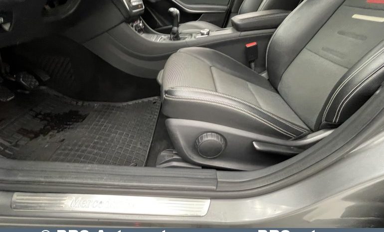 Mercedes-Benz A 160 d 2015 full