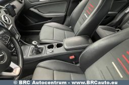 Mercedes-Benz A 160 d 2015 full