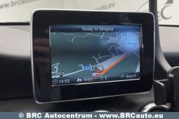 Mercedes-Benz A 160 d 2015 full