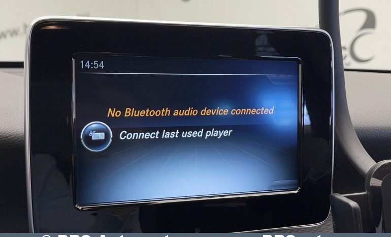 Mercedes-Benz A 160 d 2015 full