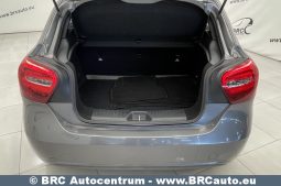 Mercedes-Benz A 160 d 2015 full