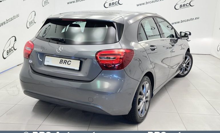 Mercedes-Benz A 160 d 2015 full