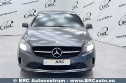 Mercedes-Benz A 160 d 2015 full