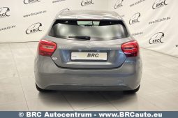Mercedes-Benz A 160 d 2015 full