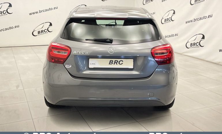 Mercedes-Benz A 160 d 2015 full
