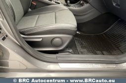 Mercedes-Benz A 160 d 2015 full