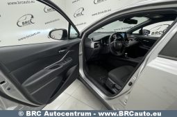 Toyota C-HR 1.8 Hybrid Automatas 2021 full