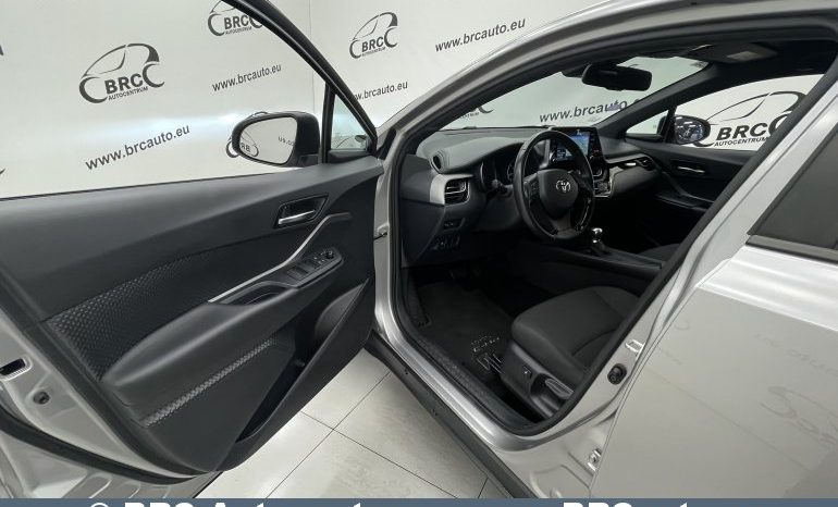Toyota C-HR 1.8 Hybrid Automatas 2021 full