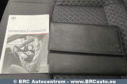 Toyota C-HR 1.8 Hybrid Automatas 2021 full