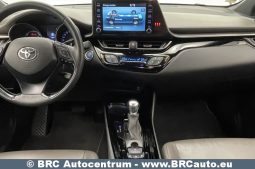 Toyota C-HR 2.0 Hybrid Automatas 2022 full