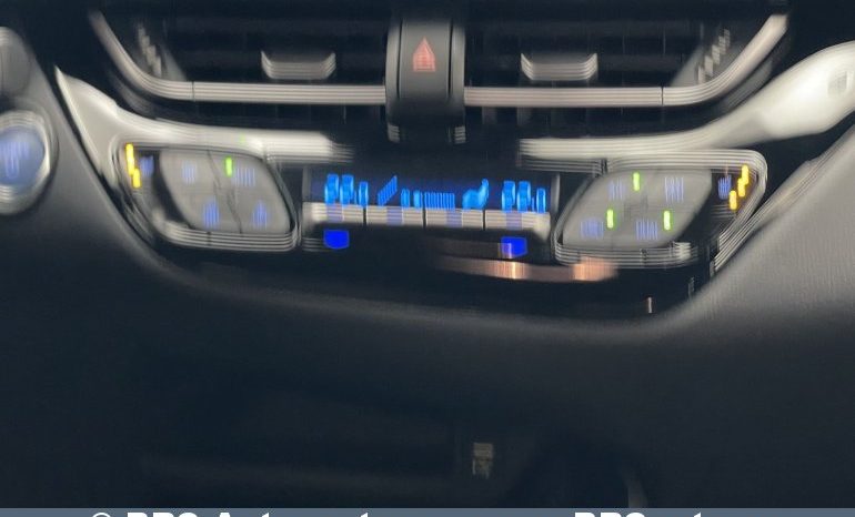 Toyota C-HR 2.0 Hybrid Automatas 2022 full