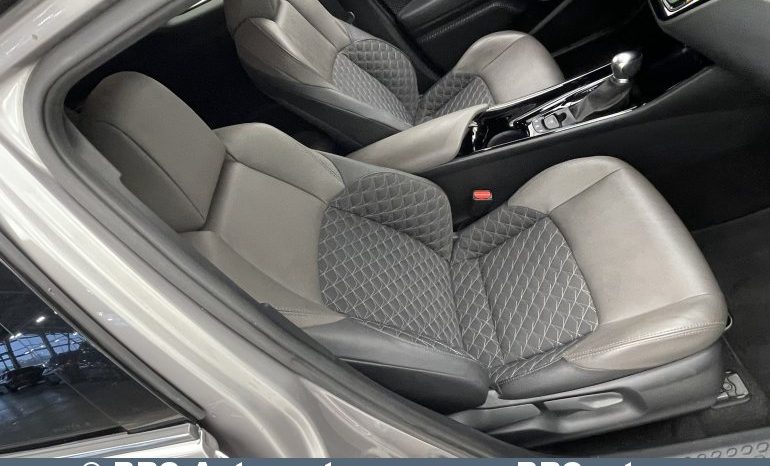 Toyota C-HR 2.0 Hybrid Automatas 2022 full