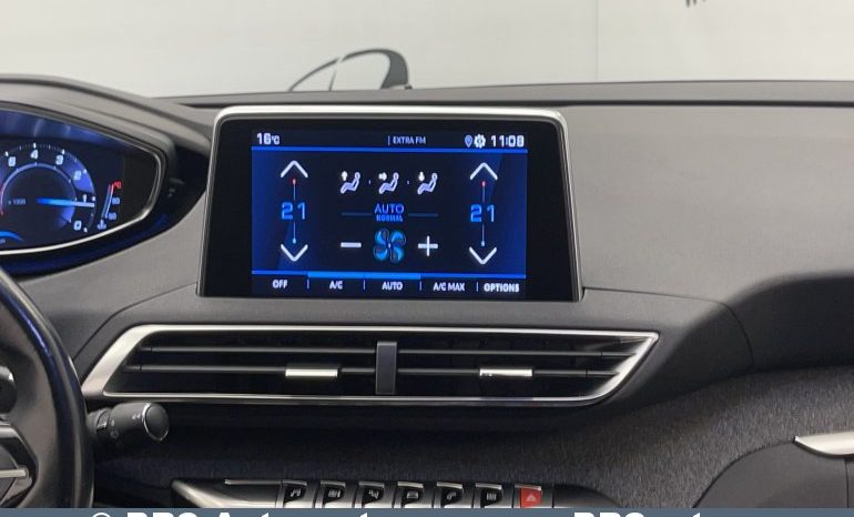 Peugeot 5008 1.6i PureTech Automatas 2019 full