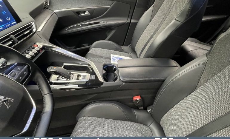 Peugeot 5008 1.6i PureTech Automatas 2019 full