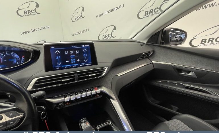 Peugeot 5008 1.6i PureTech Automatas 2019 full