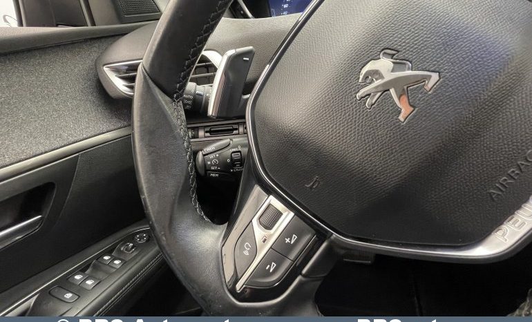 Peugeot 5008 1.6i PureTech Automatas 2019 full