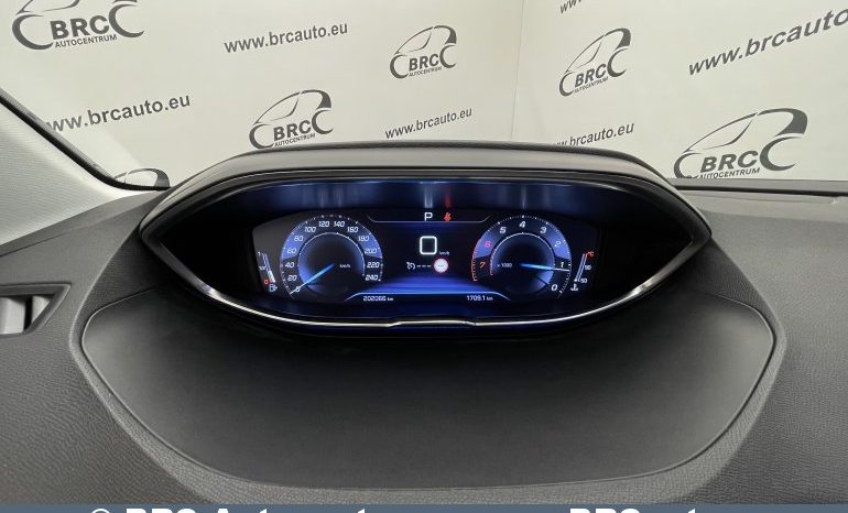 Peugeot 5008 1.6i PureTech Automatas 2019 full