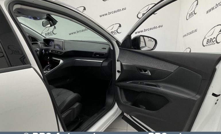 Peugeot 5008 1.6i PureTech Automatas 2019 full