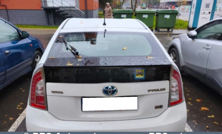 Toyota Prius  2014 full