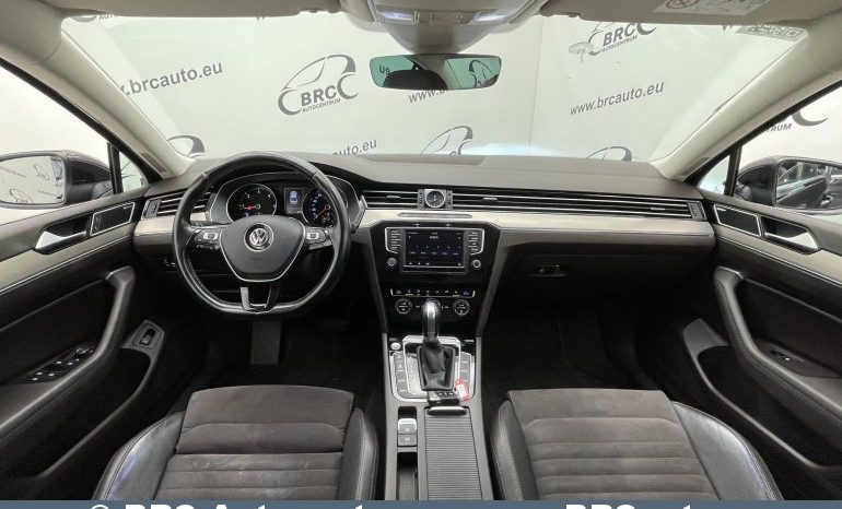Volkswagen Passat 2.0TDI Highline Automatas 2016 full