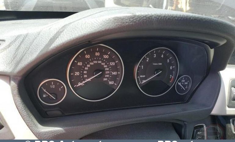 BMW 320 i Automatas 2016 full