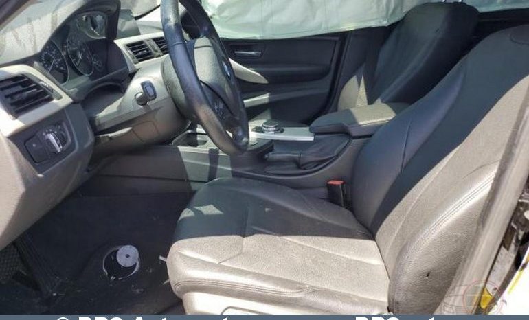 BMW 320 i Automatas 2016 full