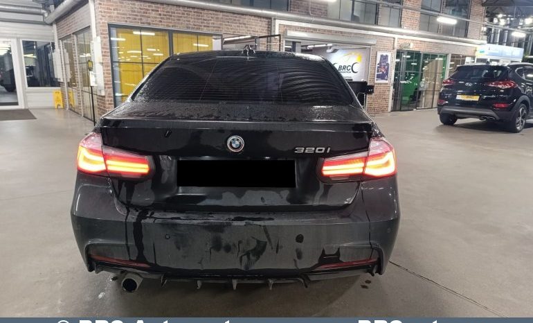 BMW 320 i Automatas 2016 full