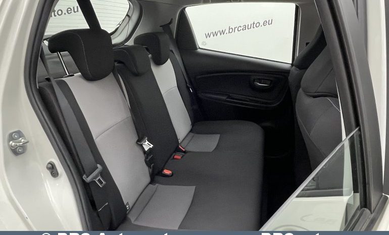 Toyota Yaris 1.5 Hybrid Automatas 2018 full
