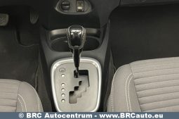 Toyota Yaris 1.5 Hybrid Automatas 2018 full