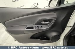 Toyota Yaris 1.5 Hybrid Automatas 2018 full