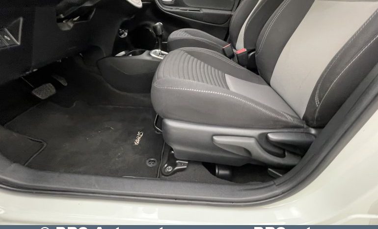 Toyota Yaris 1.5 Hybrid Automatas 2018 full