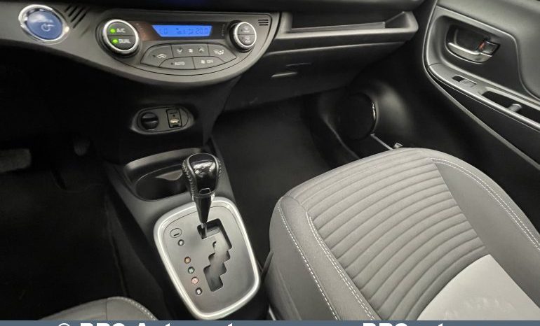 Toyota Yaris 1.5 Hybrid Automatas 2018 full