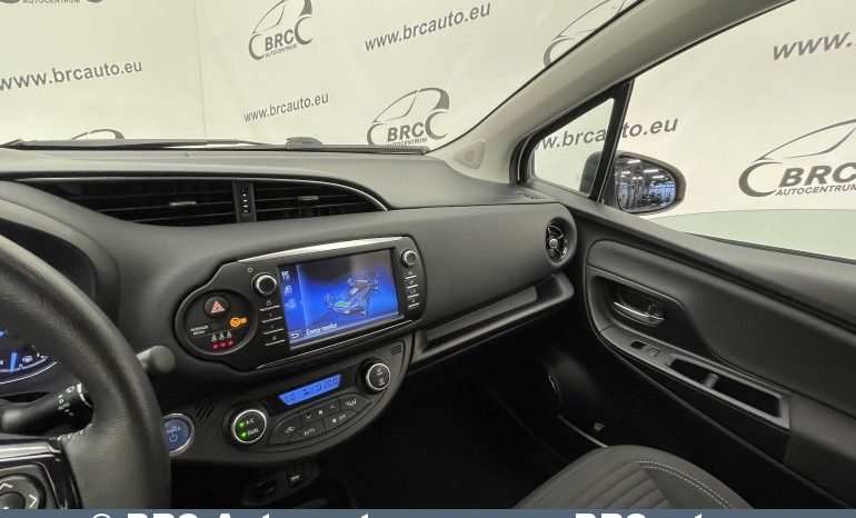 Toyota Yaris 1.5 Hybrid Automatas 2018 full