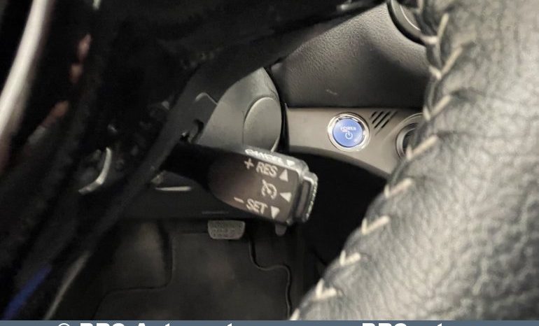 Toyota Yaris 1.5 Hybrid Automatas 2018 full