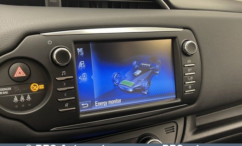 Toyota Yaris 1.5 Hybrid Automatas 2018 full