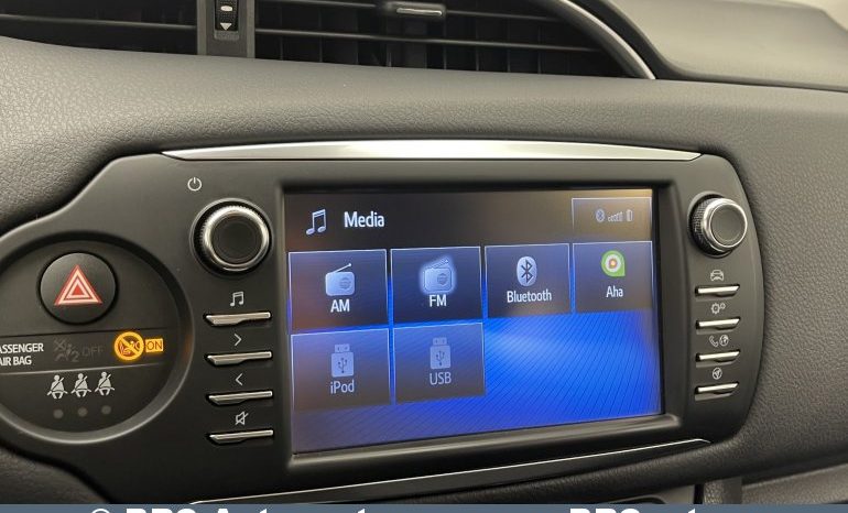 Toyota Yaris 1.5 Hybrid Automatas 2018 full