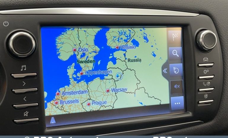 Toyota Yaris 1.5 Hybrid Automatas 2018 full