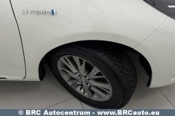 Toyota Yaris 1.5 Hybrid Automatas 2018 full