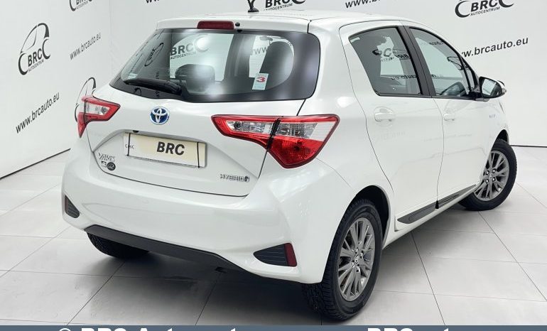 Toyota Yaris 1.5 Hybrid Automatas 2018 full