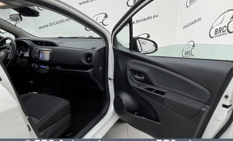 Toyota Yaris 1.5 Hybrid Automatas 2018 full