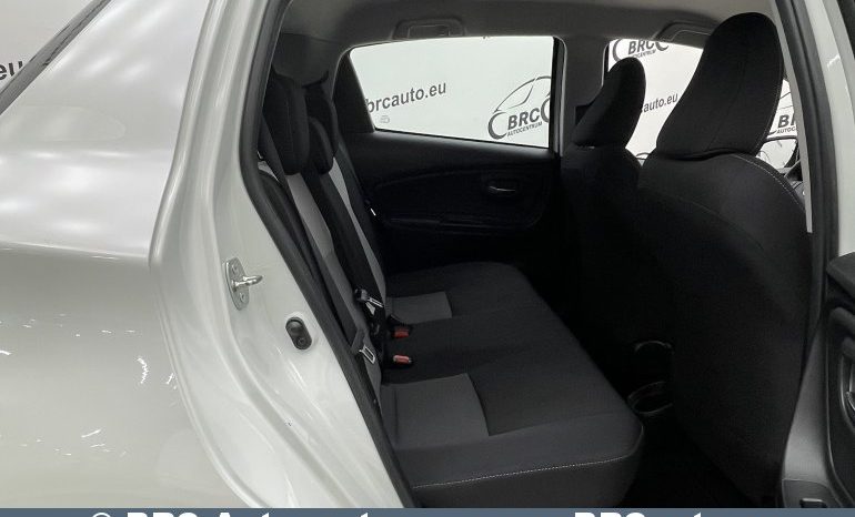 Toyota Yaris 1.5 Hybrid Automatas 2018 full